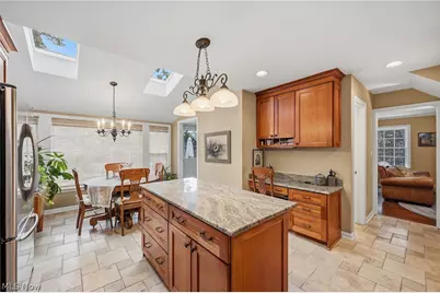 304 Castle Boulevard, Akron, OH 44313 - Photo 19