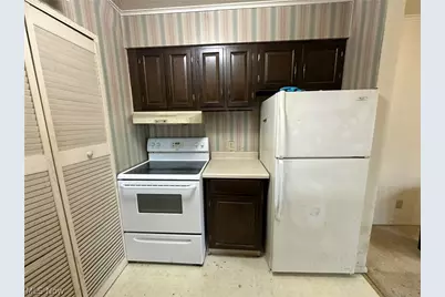 2551 Royal County Down #D, Uniontown, OH 44685 - Photo 21