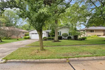 25 Squires Court, Medina, OH 44256 - Photo 1