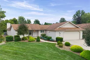 32647 Deerspring Ct, North Ridgeville, OH 44039 - Photo 3