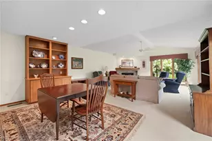 32647 Deerspring Ct, North Ridgeville, OH 44039 - Photo 9