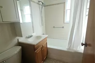 2177 Green Ridge Dr, Wickliffe, OH 44092 - Photo 11