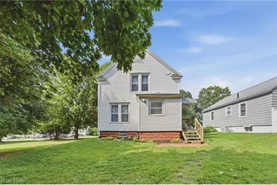 284 E Park Avenue, Barberton, OH 44203 - Photo 5