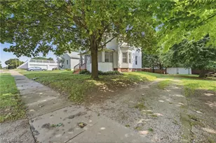 284 E Park Ave, Barberton, OH 44203 - Photo 3