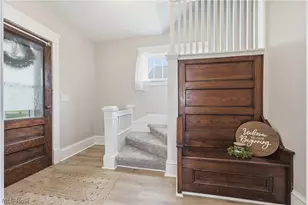 284 E Park Ave, Barberton, OH 44203 - Photo 11
