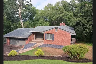 132 Hillcrest Dr, Marietta, OH 45750 - Photo 3