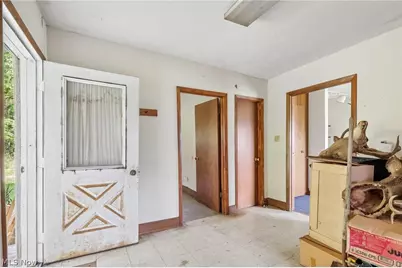 8741 Youngstown Pittsburgh Road, Poland, OH 44514 - Photo 5