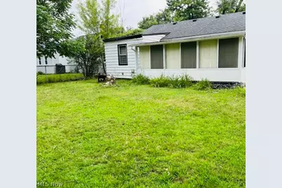 2465 Belvoir Boulevard, Loveland, OH 44121 - Photo 17