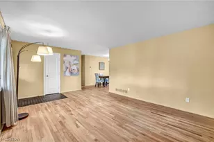 191 Hedgecliff Dr, Aurora, OH 44202 - Photo 9