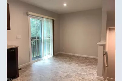 210 Raintree Lane, Painesville, OH 44077 - Photo 7