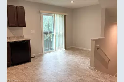 210 Raintree Lane, Painesville, OH 44077 - Photo 3