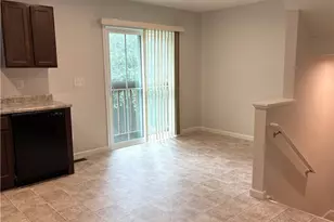 210 Raintree Ln, Painesville, OH 44077 - Photo 3