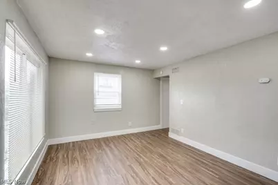 396 Niagara Road, Vermilion, OH 44089 - Photo 11
