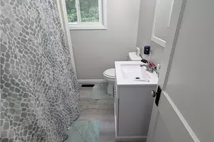 51 Overbrook Dr, Bridgeport, OH 43912 - Photo 5