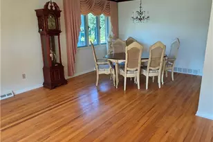 6413 Gale Dr, Green Hills, OH 44131 - Photo 5