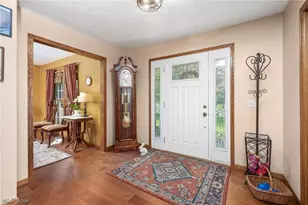 621 Continental Dr, Medina, OH 44256 - Photo 3