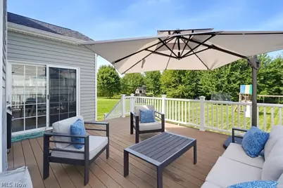 882 Queens Gate Way, Wadsworth, OH 44281 - Photo 35