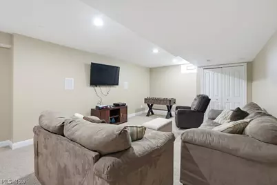 882 Queens Gate Way, Wadsworth, OH 44281 - Photo 31