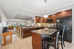 568 Lakeview Blvd, Lake Milton, OH 44429 - Photo 5