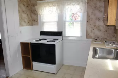 5805 Northcliff Avenue, Loveland, OH 44144 - Photo 13