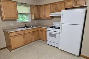 4315-4317 Marks Ave, Rootstown, OH 44272 - Photo 5