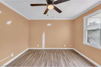 15901 Edgewood Avenue, Loveland, OH 44137 - Photo 9