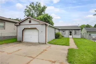 1276 Prospect St, Barberton, OH 44203 - Photo 3