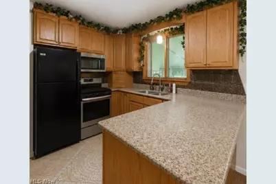 2170 Delaware Avenue, Akron, OH 44312 - Photo 13