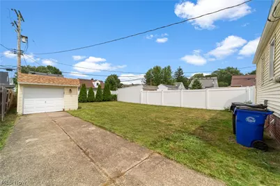 14216 Adrian Avenue, Loveland, OH 44111 - Photo 25