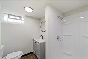 14216 Adrian Ave, Loveland, OH 44111 - Photo 9