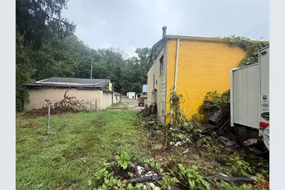 55821 National Road, Bridgeport, OH 43912 - Photo 9