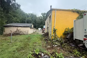 55821 National Rd, Bridgeport, OH 43912 - Photo 9