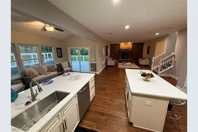 6572 Birchbark Avenue NE, Canton, OH 44721 - Photo 9