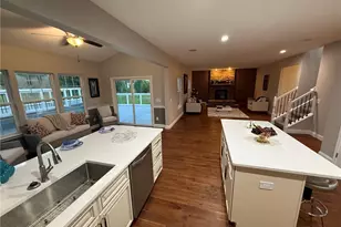 6572 Birchbark Ave NE, Canton, OH 44721 - Photo 9