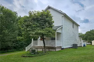 144 Oakview Ave, Struthers, OH 44471 - Photo 25