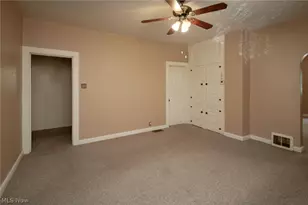 144 Oakview Ave, Struthers, OH 44471 - Photo 9