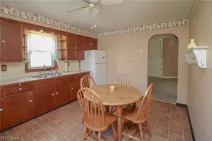 144 Oakview Ave, Struthers, OH 44471 - Photo 19