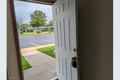 1517 Whitehall Boulevard, Kent, OH 44240 - Photo 9
