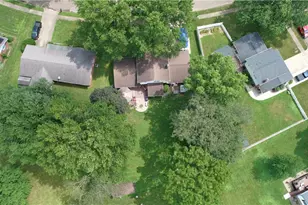 1282 Independence Cir SE, New Philadelphia, OH 44663 - Photo 7