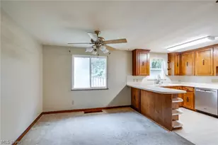 2624 Eaton Road NW, Canton, OH 44708 - Photo 9