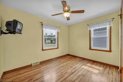 710 Bayridge Boulevard, Willowick, OH 44095 - Photo 13