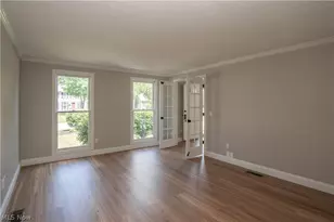 2888 St Albans Cir NW, North Canton, OH 44720 - Photo 9