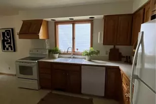 361 Hilltop Blvd, Canfield, OH 44406 - Photo 7