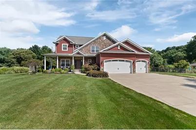 13345 Williamsburg Avenue NW, Uniontown, OH 44685 - Photo 1