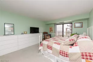 12500 Edgewater Dr, Oakwood, OH 44107 - Photo 25