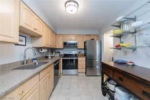 12500 Edgewater Dr, Oakwood, OH 44107 - Photo 13