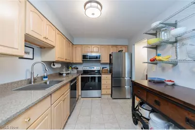 12500 Edgewater Drive #303, Oakwood, OH 44107 - Photo 13