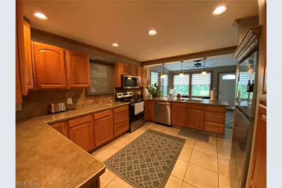123 Alburn Drive, Youngstown, OH 44512 - Photo 5