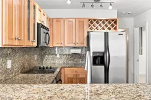 2222 Detroit Ave, Loveland, OH 44113 - Photo 9