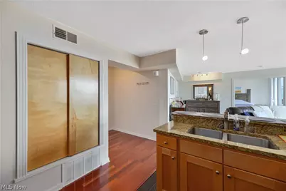 2222 Detroit Avenue #907, Loveland, OH 44113 - Photo 7